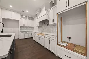 2 Deer Ridge Estates Blvd, Houston, TX 77339 - Photo 10
