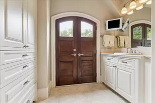 2242 Pelham Dr, Houston, TX 77019 - Photo 26