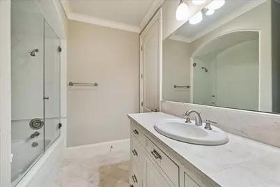 2242 Pelham Drive, Houston, TX 77019 - Photo 28