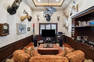 2242 Pelham Dr, Houston, TX 77019 - Photo 30
