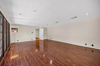 9650 Meadowcroft Drive, Houston, TX 77063 - Photo 22