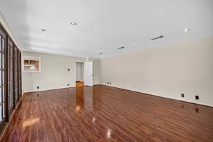 9650 Meadowcroft Dr, Houston, TX 77063 - Photo 22