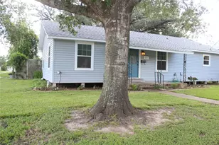 807 Depot St, El Campo, TX 77437 - Photo 22
