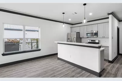 911 Panama Boulevard, Houston, TX 77009 - Photo 6