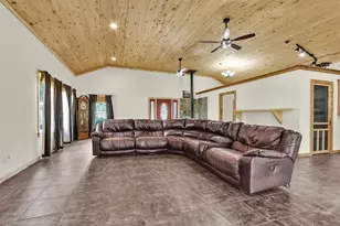5950 County Rd 331, Plantersville, TX 77363 - Photo 8