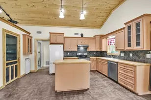 5950 County Rd 331, Plantersville, TX 77363 - Photo 10