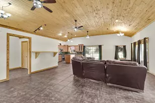 5950 County Rd 331, Plantersville, TX 77363 - Photo 6