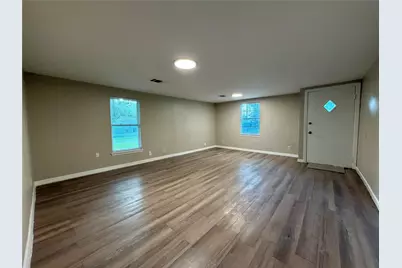 503 McKee Street, Clute, TX 77531 - Photo 4