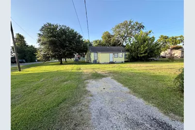 503 McKee Street, Clute, TX 77531 - Photo 14