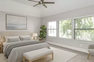 239 W 27th St, Houston, TX 77008 - Photo 14