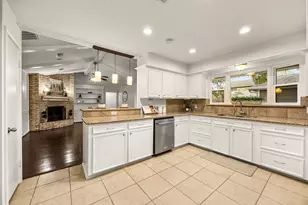 1515 Dodd Ln, Houston, TX 77077 - Photo 16