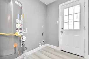 9126 Troulon Dr, Houston, TX 77036 - Photo 22