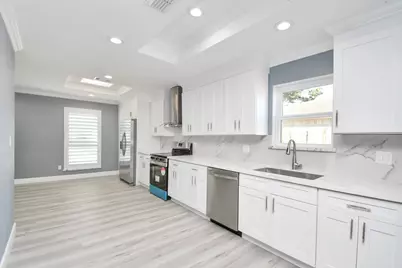 9126 Troulon Drive, Houston, TX 77036 - Photo 18