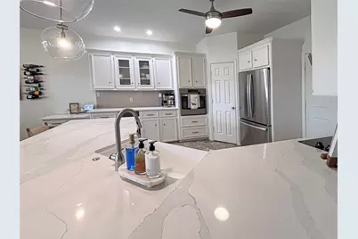626 Sunset Trail, Angleton, TX 77515 - Photo 16