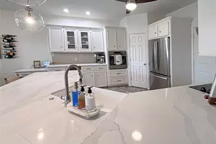 626 Sunset Trail, Angleton, TX 77515 - Photo 16