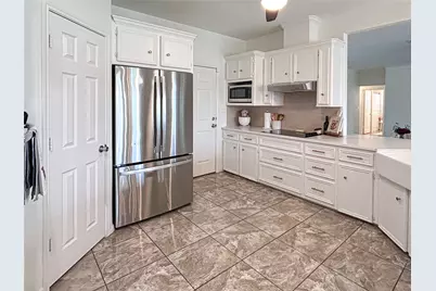 626 Sunset Trail, Angleton, TX 77515 - Photo 18
