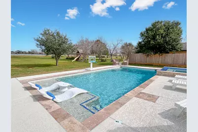 626 Sunset Trail, Angleton, TX 77515 - Photo 36