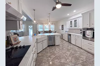 626 Sunset Trail, Angleton, TX 77515 - Photo 16