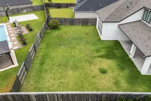 19007 Valentine Padlock Cir, Tomball, TX 77377 - Photo 34