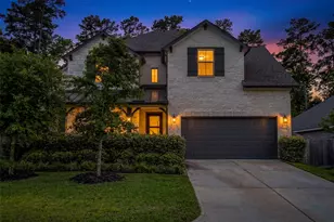 245 Scarlet Maple Wy, Willis, TX 77318 - Photo 2