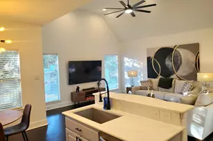 5250 Washington Ave, Houston, TX 77007 - Photo 2