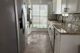 11207 Broadsweep Dr Dr, Houston, TX 77064 - Photo 6