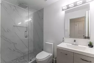 8715 Wildforest Dr, Houston, TX 77088 - Photo 24