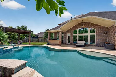 1504 Tallow Chase Court, Friendswood, TX 77546 - Photo 2