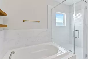 8320 Vista Bella Ln, Houston, TX 77055 - Photo 26