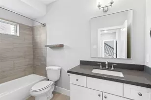 8320 Vista Bella Ln, Houston, TX 77055 - Photo 2