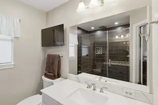 1704 Nina Lee Ln, Houston, TX 77018 - Photo 12