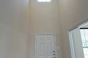 9931 Swindale Ridge Ln, Houston, TX 77044 - Photo 2