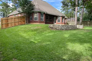 15480 Constellation Cir W, Willis, TX 77318 - Photo 22