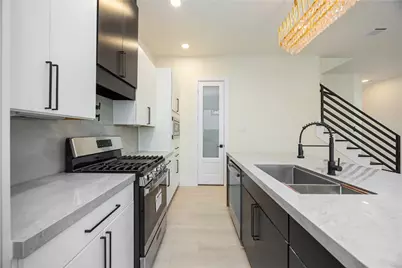 7125 England Street, Houston, TX 77021 - Photo 8
