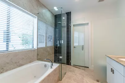 4104 Spencer Street #B, Houston, TX 77007 - Photo 20