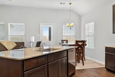 8102 Coral Drive, Texas City, TX 77591 - Photo 14