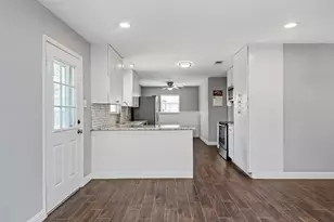 1719 Longhorn Dr, Houston, TX 77080 - Photo 16