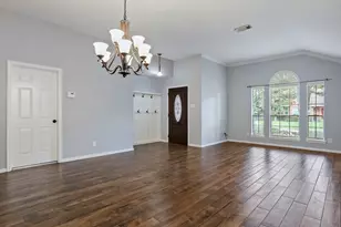 21803 Whispering Forest Dr, Kingwood, TX 77339 - Photo 2