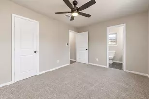 4705 Pine St, Pasadena, TX 77586 - Photo 8