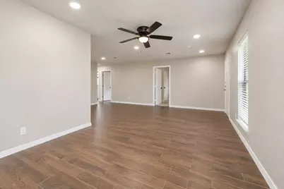 4705 Pine Street, Pasadena, TX 77586 - Photo 6