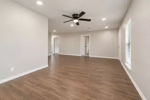 4705 Pine St, Pasadena, TX 77586 - Photo 6