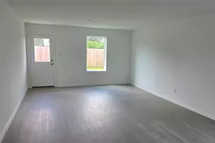 952 Pertuso Ln, Huffman, TX 77336 - Photo 2