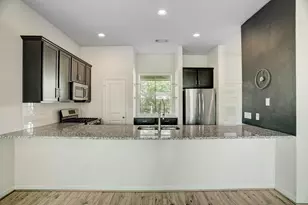 3413 Omega St, Houston, TX 77022 - Photo 4