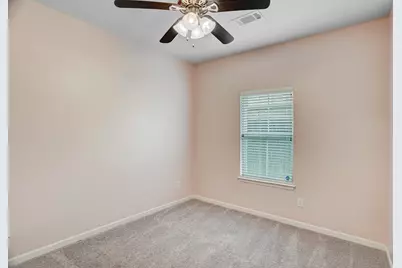 3413 Omega Street, Houston, TX 77022 - Photo 10