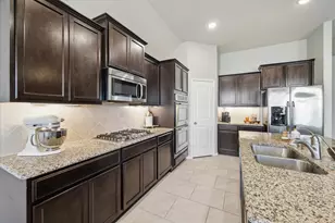 9910 Indian Rill Ct, Tomball, TX 77375 - Photo 16