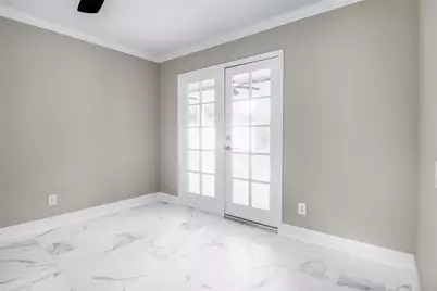 10710 Russett Drive, Houston, TX 77042 - Photo 24