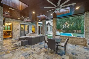 354 Piney Point Rd, Houston, TX 77024 - Photo 44