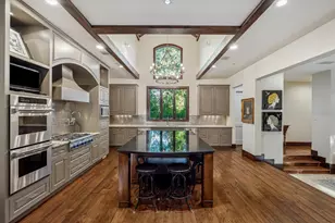 354 Piney Point Rd, Houston, TX 77024 - Photo 12