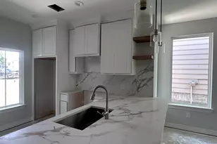 113 Capetown, Montgomery, TX 77356 - Photo 6