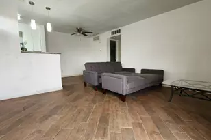 10603 S Wilcrest Dr, Houston, TX 77099 - Photo 6